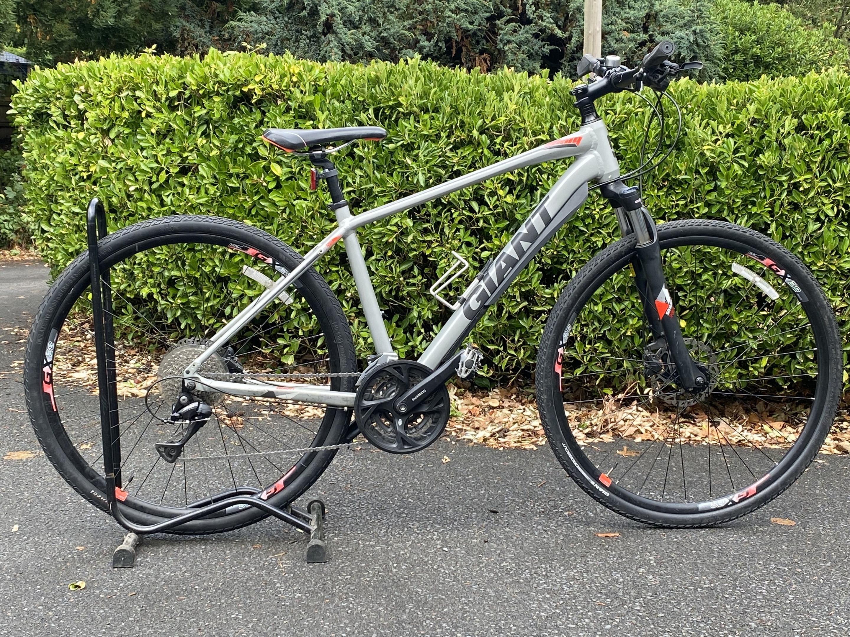 Giant Roam 27 gears hybrid 